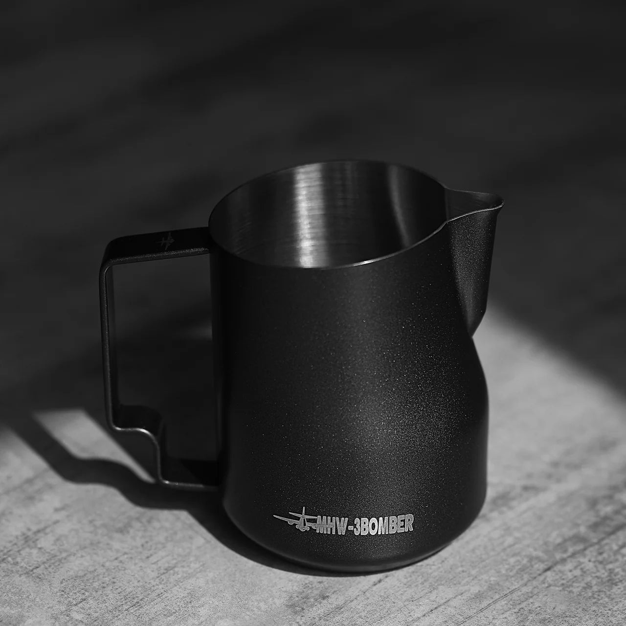 Turbo milk pitcher