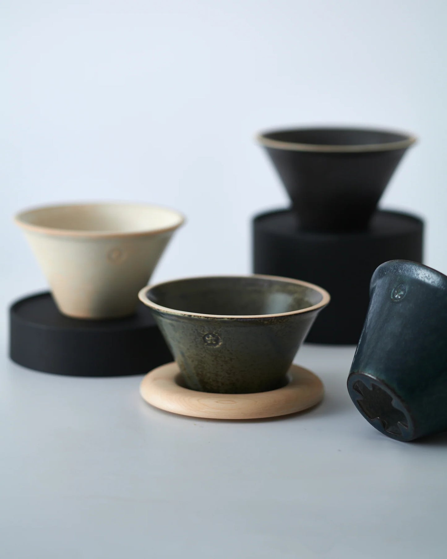 Tukumo Dripper "Seto-yaki" by little flower coffee