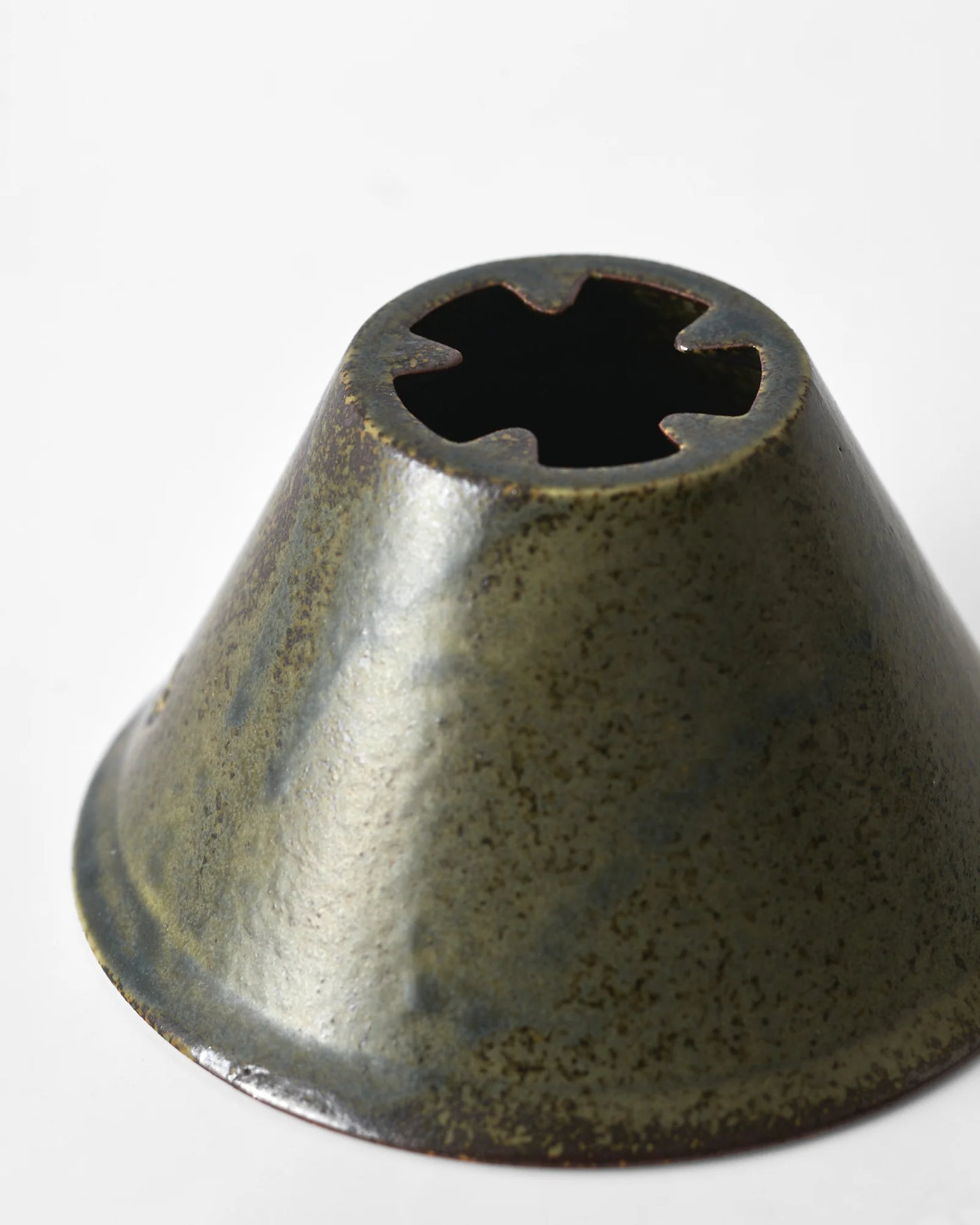 Tukumo Dripper "Seto-yaki" by little flower coffee